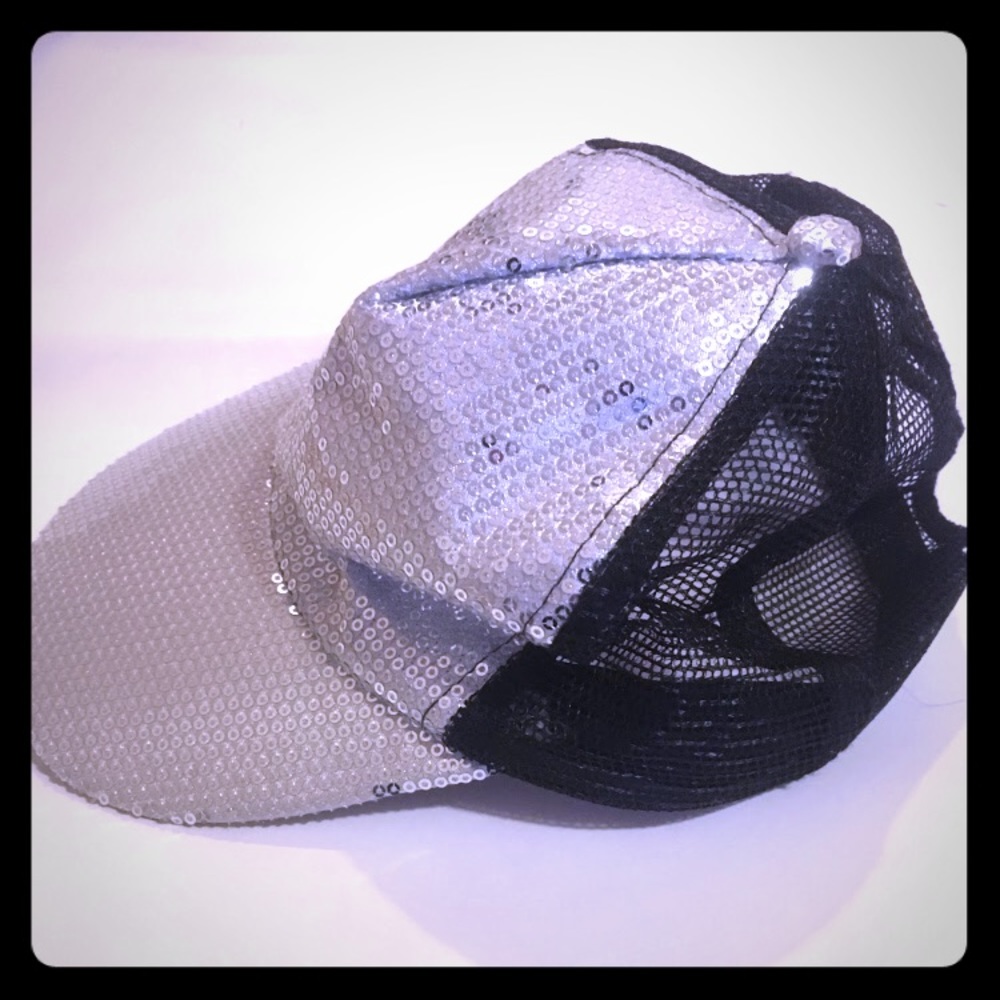 Sequence hat